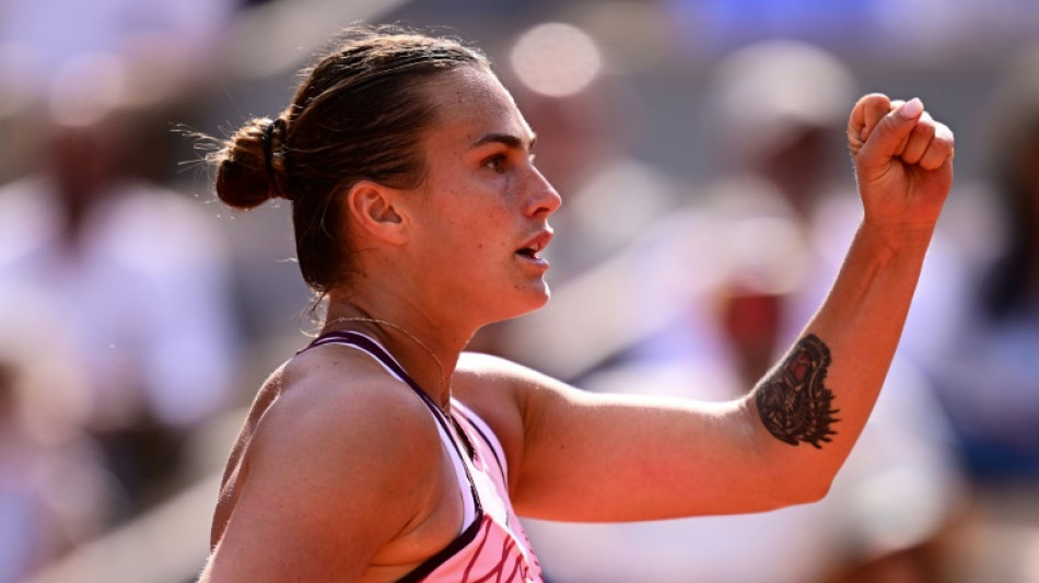 Sabalenka começa bem em Berlim, Jabeur é eliminada na primeira fase