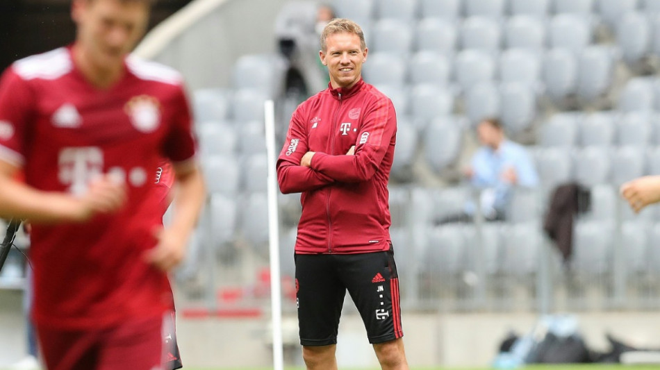 FC Bayern startet mit Rumpfteam ins Training