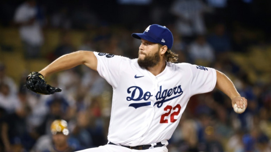 Ace pitcher Kershaw staying with Dodgers: report