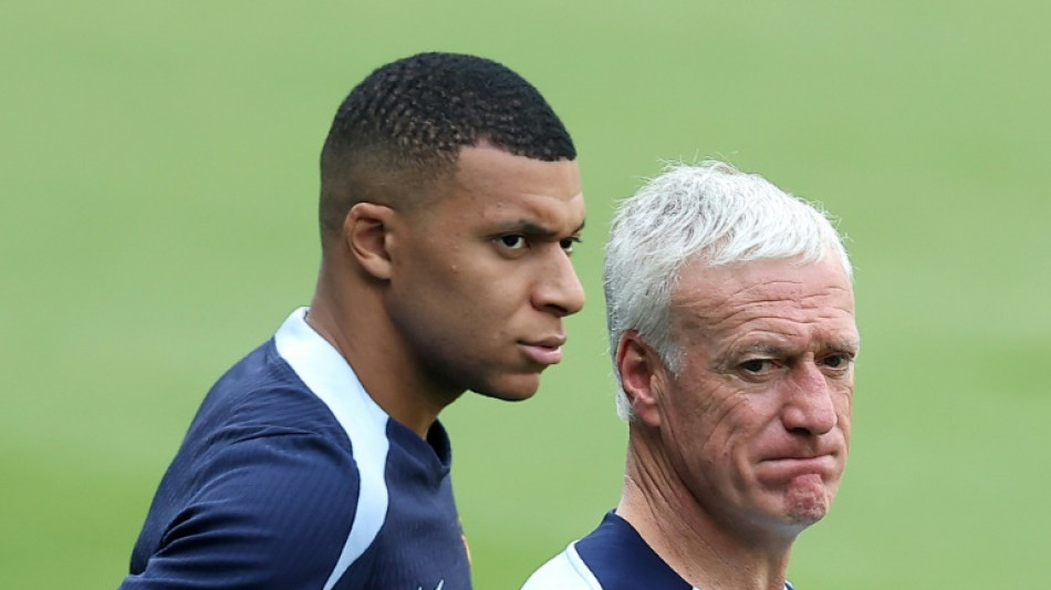 Mbappé 'fará tudo para estar 110%' contra a Espanha, garante Deschamps