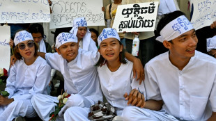 Condenan a prisión a ecologistas por "conspiración" en Camboya