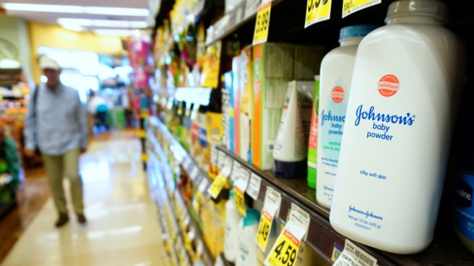 Johnson & Johnson risks UK lawsuit over talc cancer claim