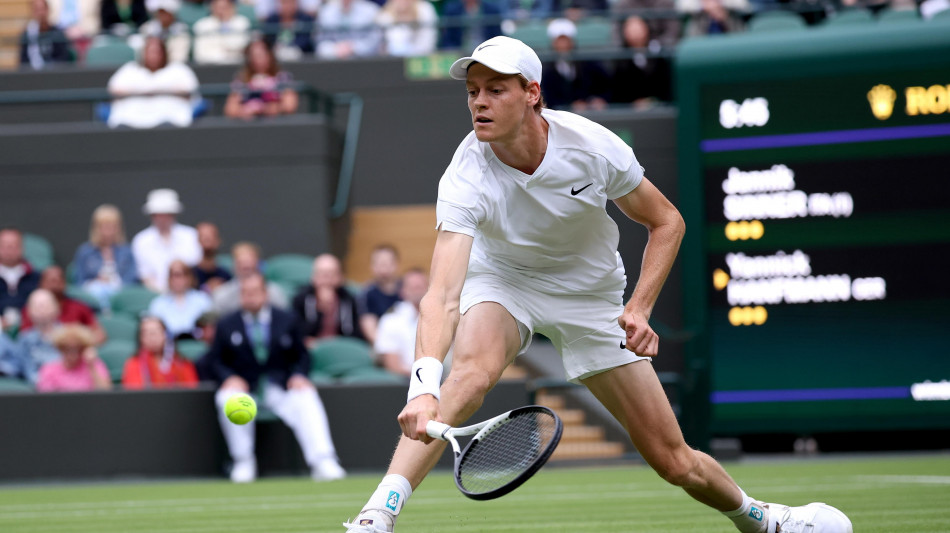 Wimbledon: esordio ok per Sinner, battuto il tedesco Hanfmann
