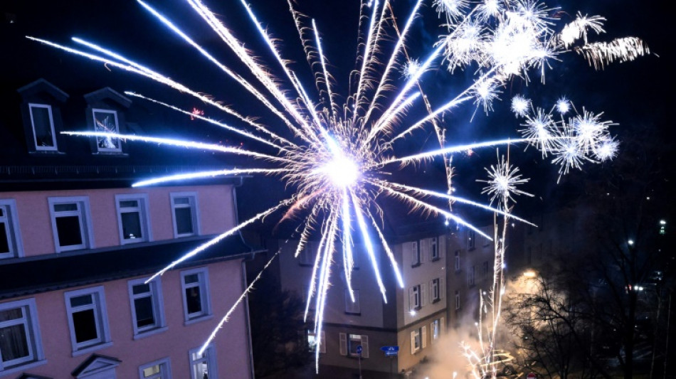 Ein Verdächtiger nach Angriffen auf Einsatzkräfte an Silvester in Berlin in Haft