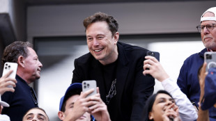 Musk paga le multe in Brasile e chiede la riattivazione di X