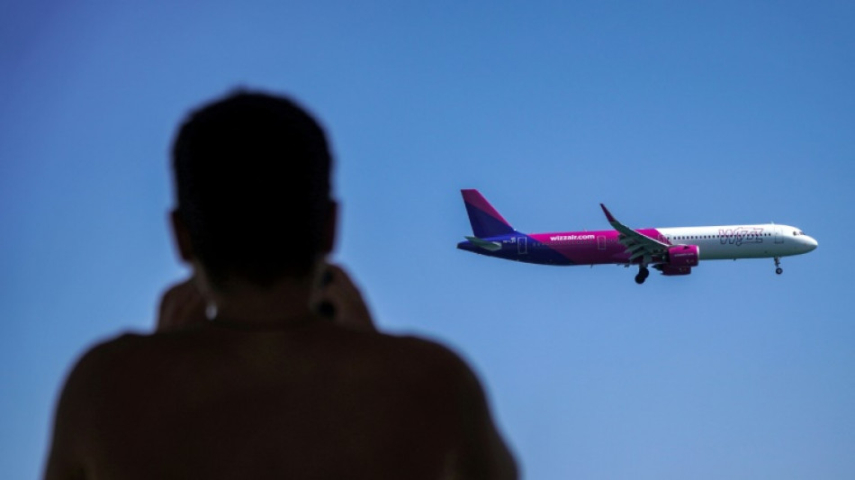 Entwarnung nach Bombendrohung gegen Flugzeug am Paderborner Flughafen